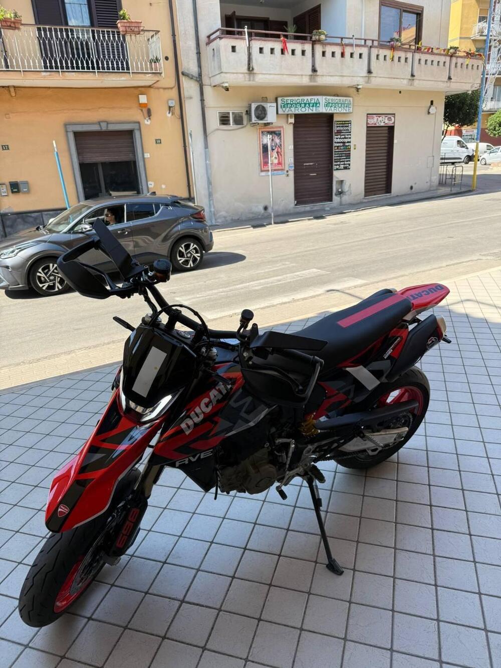 Ducati Hypermotard 698 Mono RVE (2024 - 25) (3)