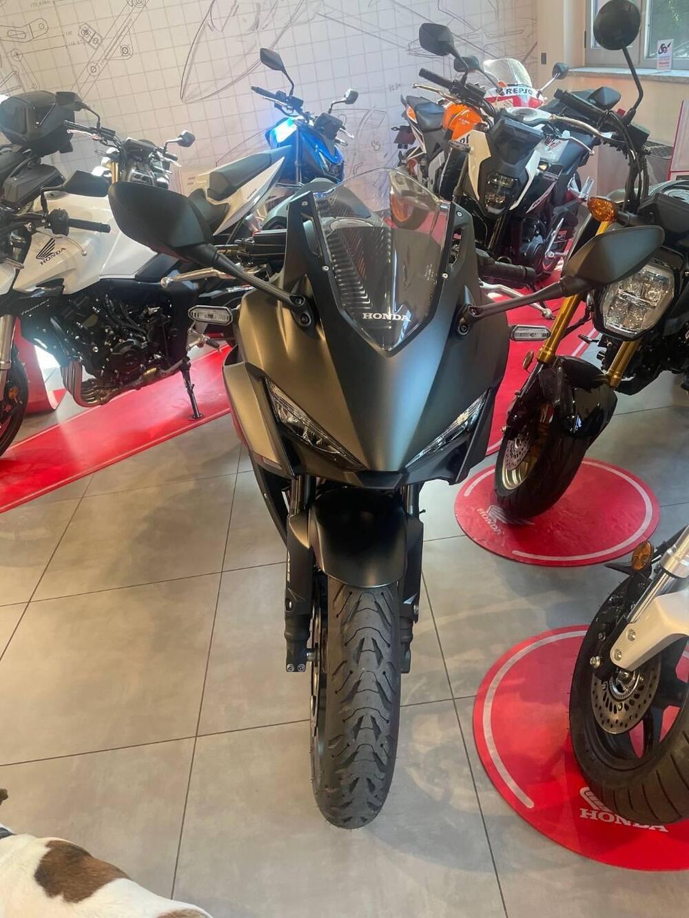 Honda CBR 500 R (2024 - 25) (2)