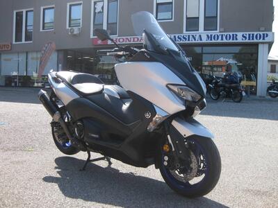 Yamaha T-Max 530 (2017 - 19) usata