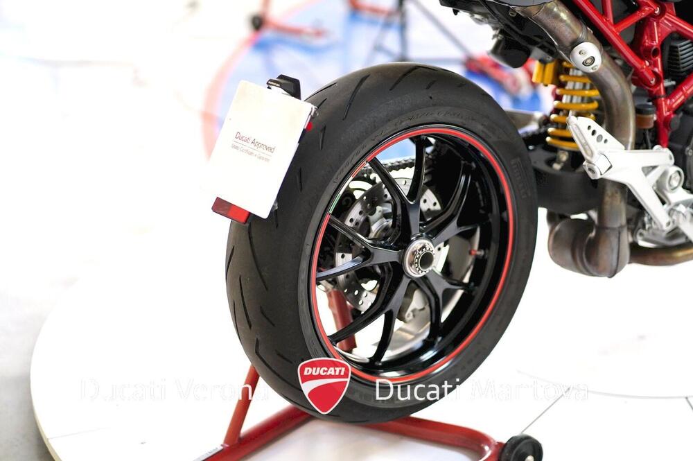 Ducati Hypermotard 1100 EVO (2010 - 12) (10)