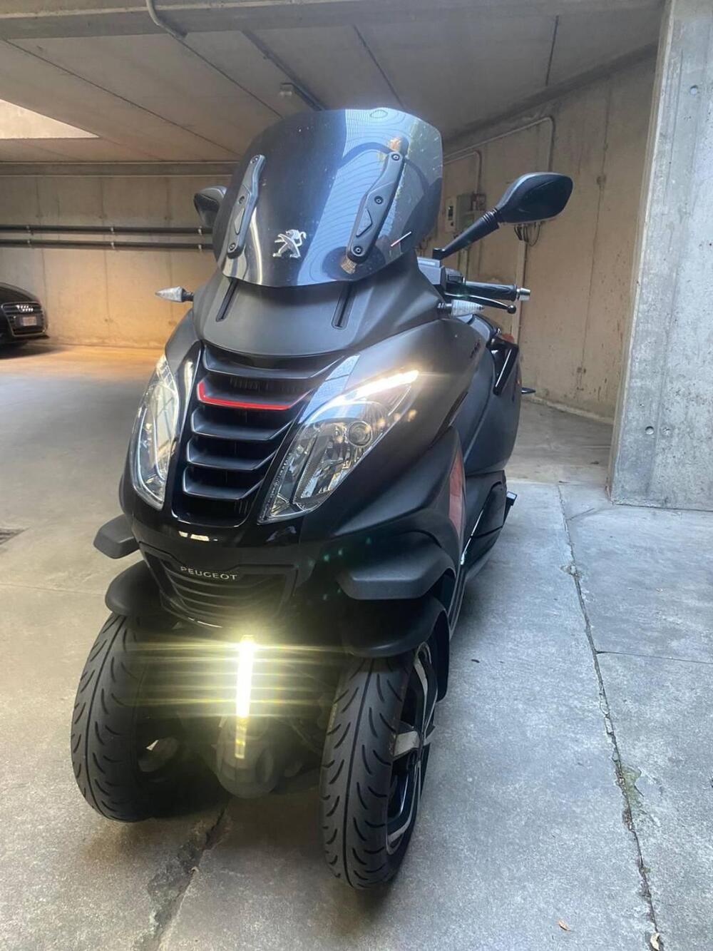 Peugeot Metropolis 400 RX-R (2017 - 19) (3)