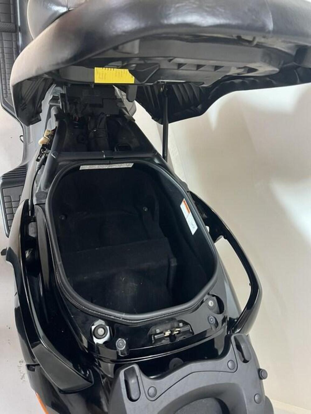 Suzuki Burgman AN 650 Executive (2004 - 06) (13)