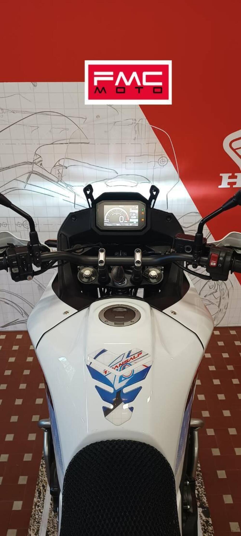 Honda Transalp XL750 (2023 - 24) (7)