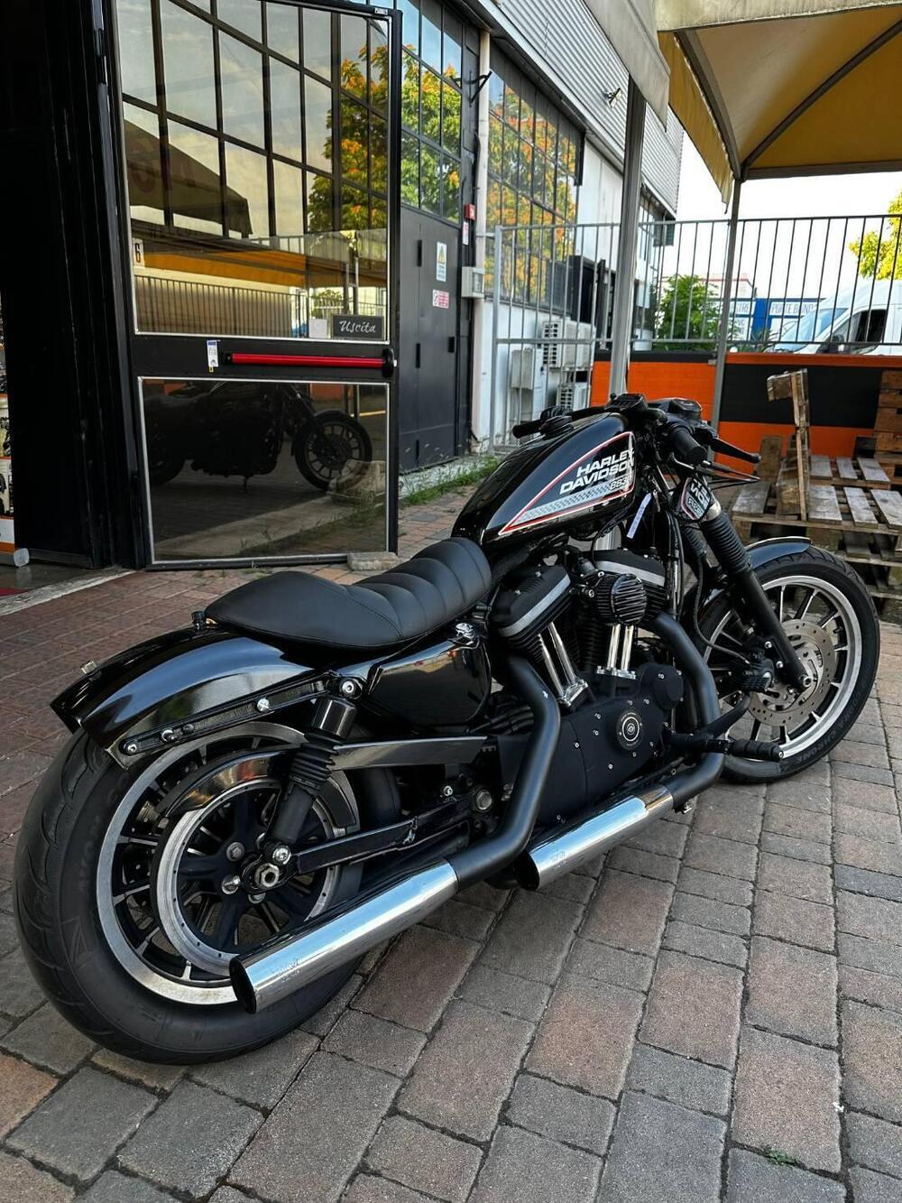 Harley-Davidson 883 R (2008 - 16) - XL 883R (2)