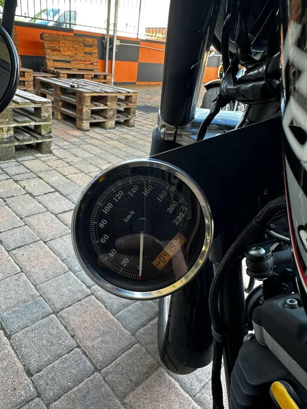 Harley-Davidson 883 R (2008 - 16) - XL 883R (6)