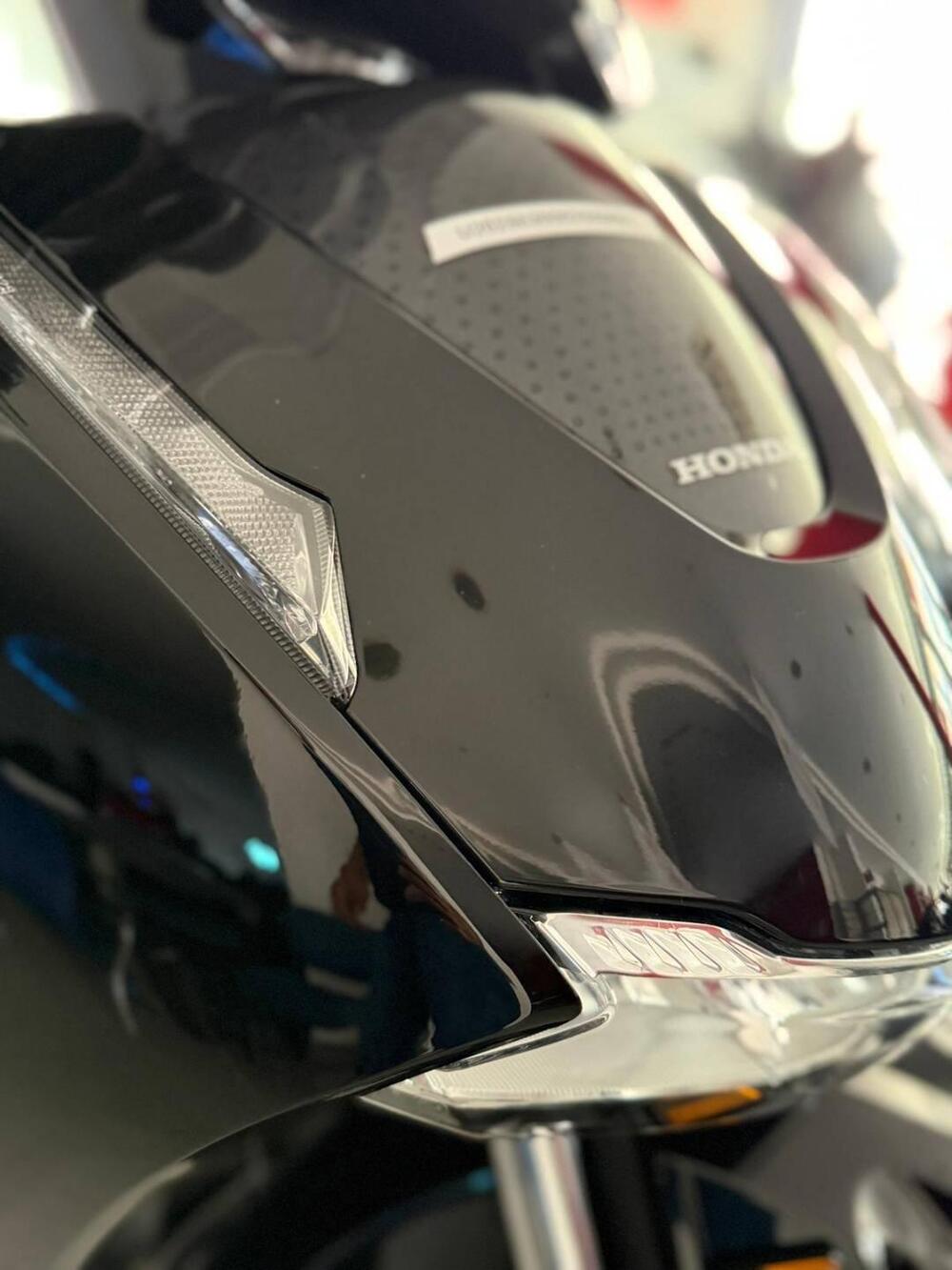 Honda SH 350 (2021 - 24) (7)