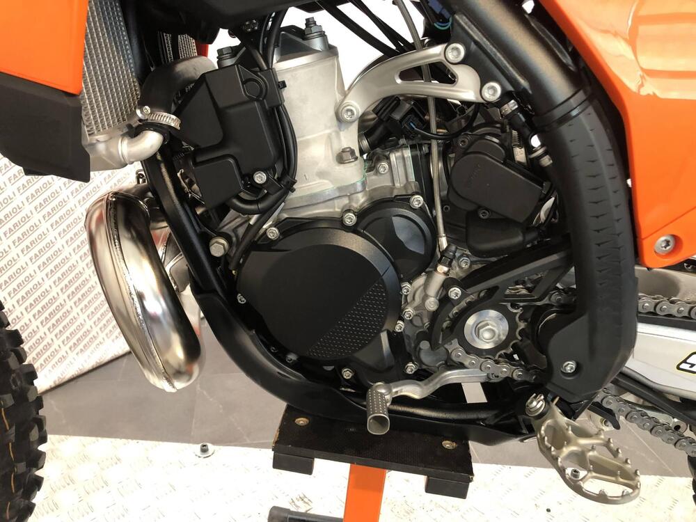 KTM 300 SX (2025) (14)