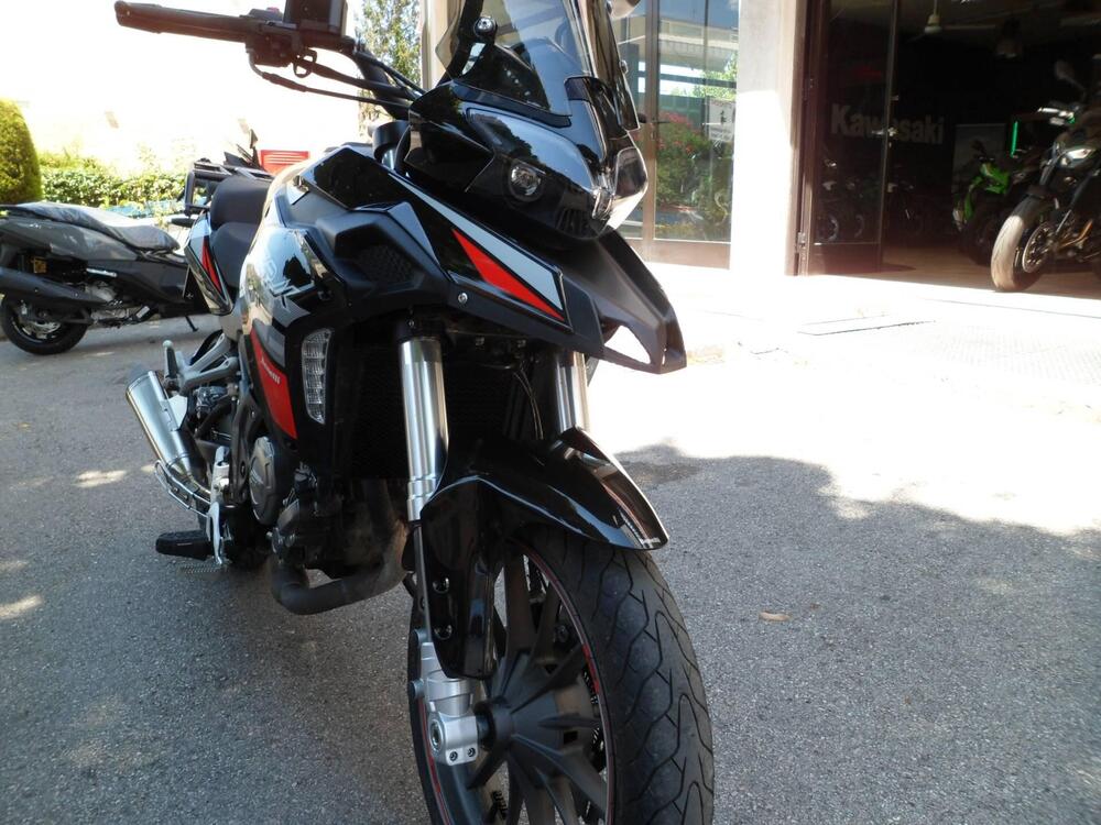 Benelli TRK 251 (2022 - 25) (2)