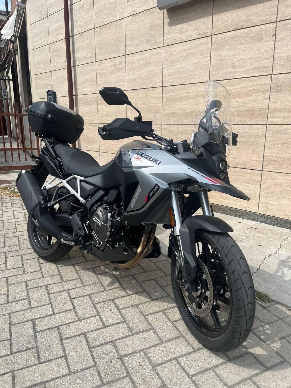 Suzuki V-Strom 800SE (2025)