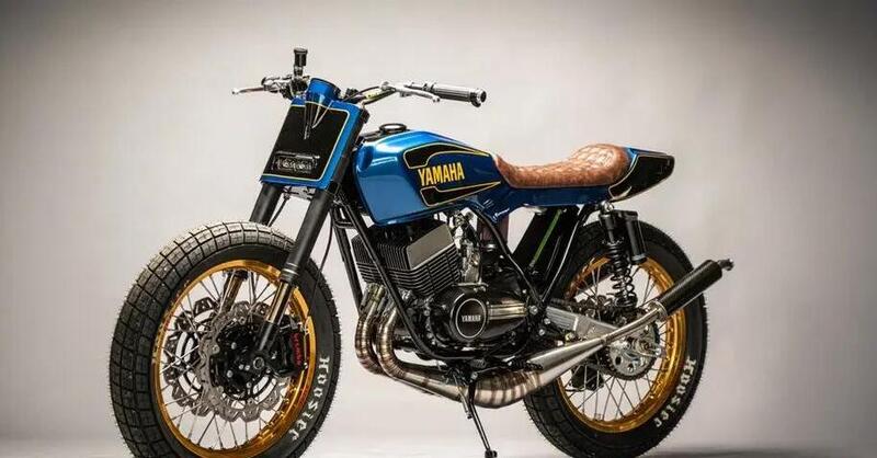 Una Yamaha RD350 da Flat Track. Pronta per la pista o per il salotto!?