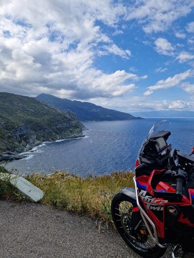 Mototurismo in Corsica: il ritorno di &quot;Corsica Mon Amour&quot; dal 17 al 22 settembre 2025