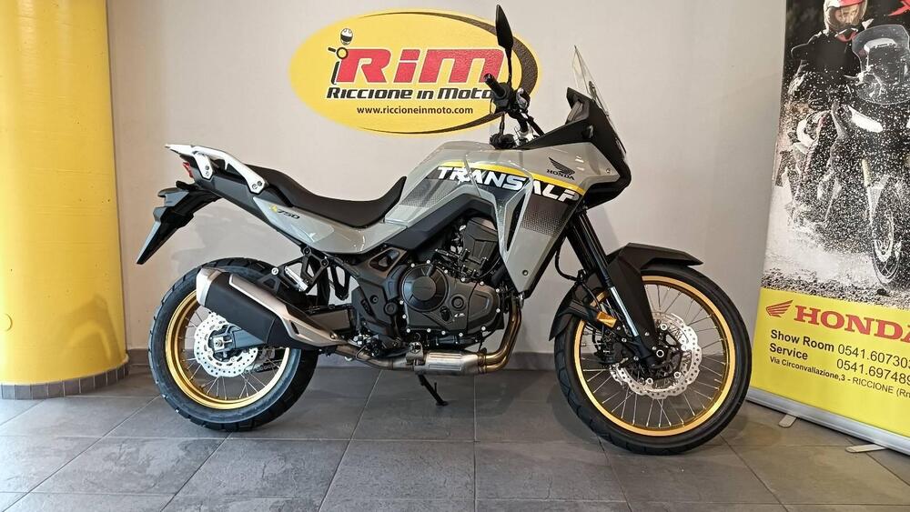 Honda Transalp XL750 (2025) (9)