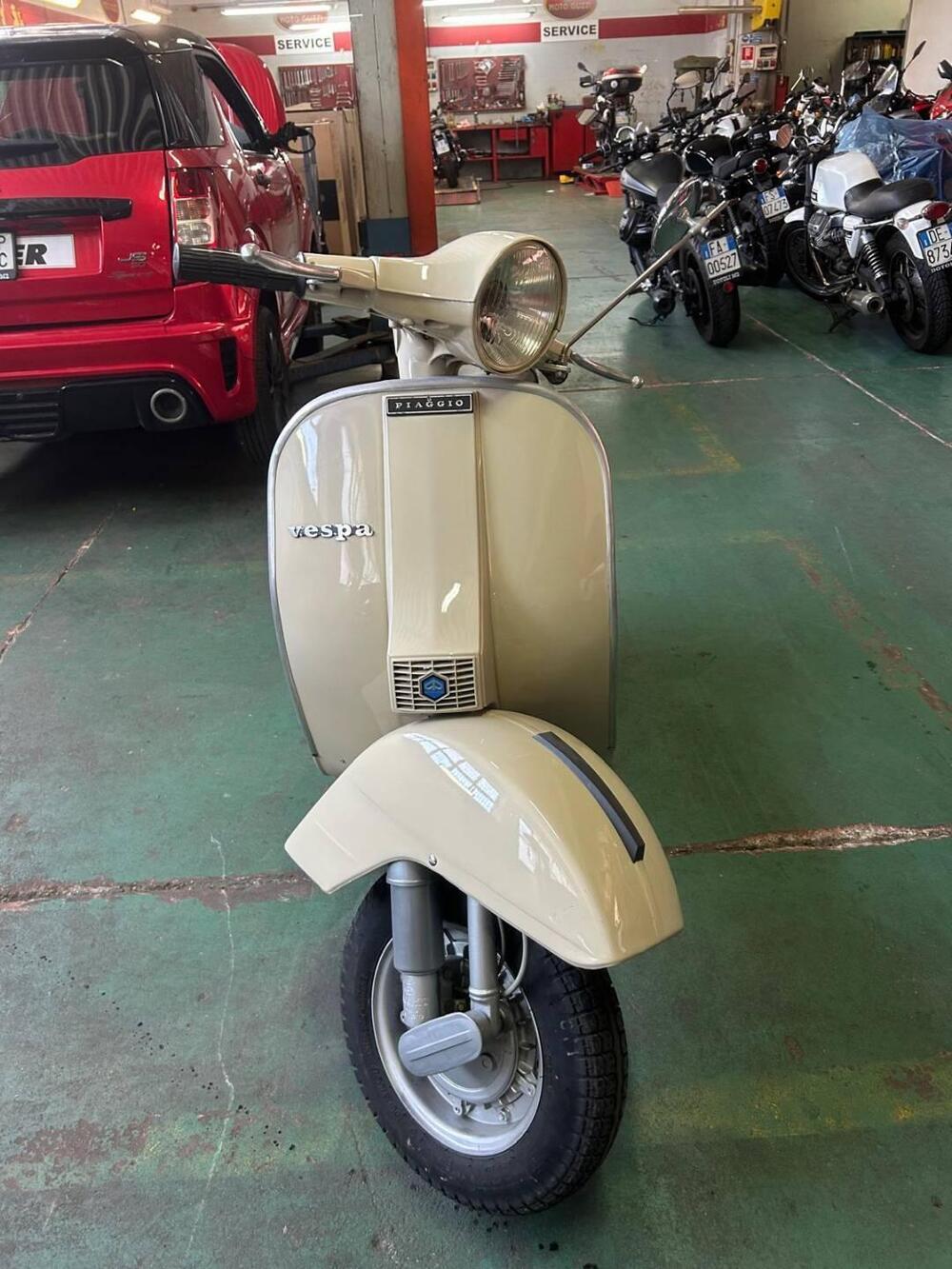 Piaggio Vespa PX 150 (7)