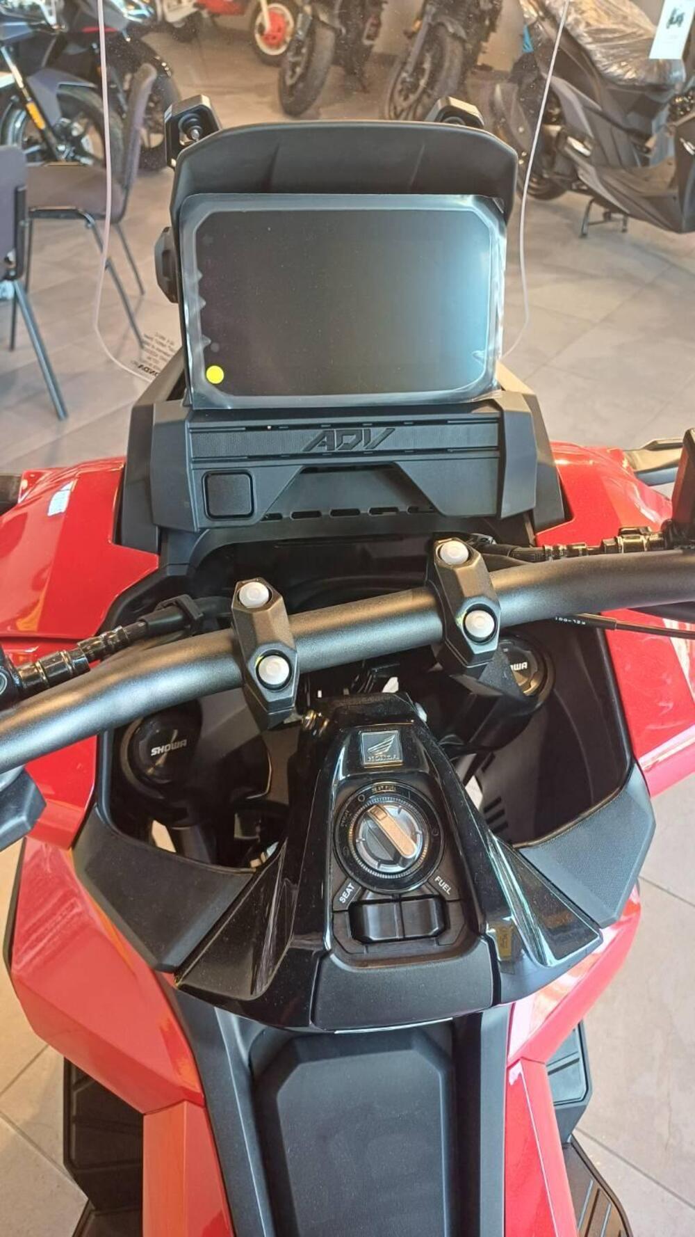 Honda ADV 350 (2025 - 26) (10)