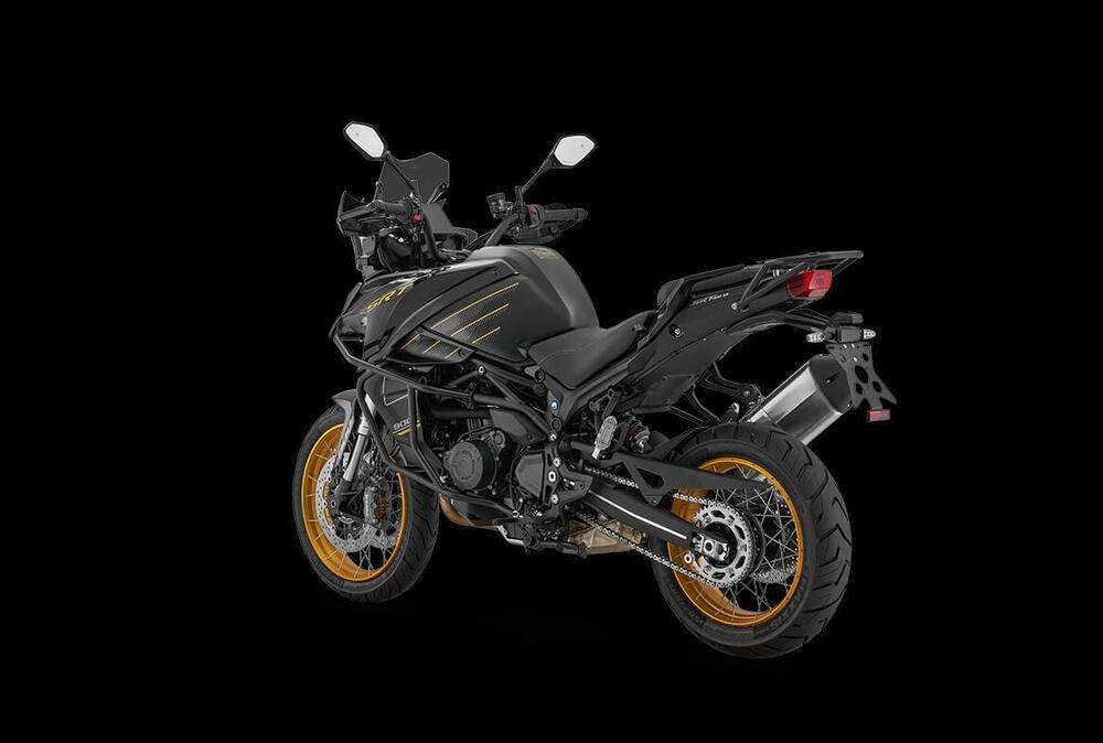 QJ Motor SRT 900 SX (2025 - 26) (4)