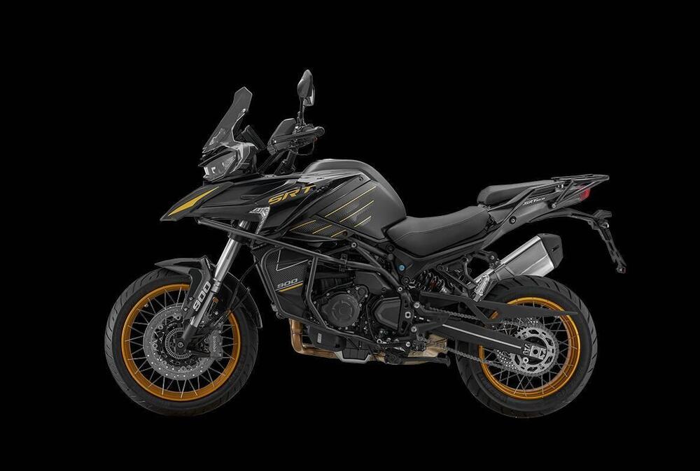 QJ Motor SRT 900 SX (2025 - 26) (6)