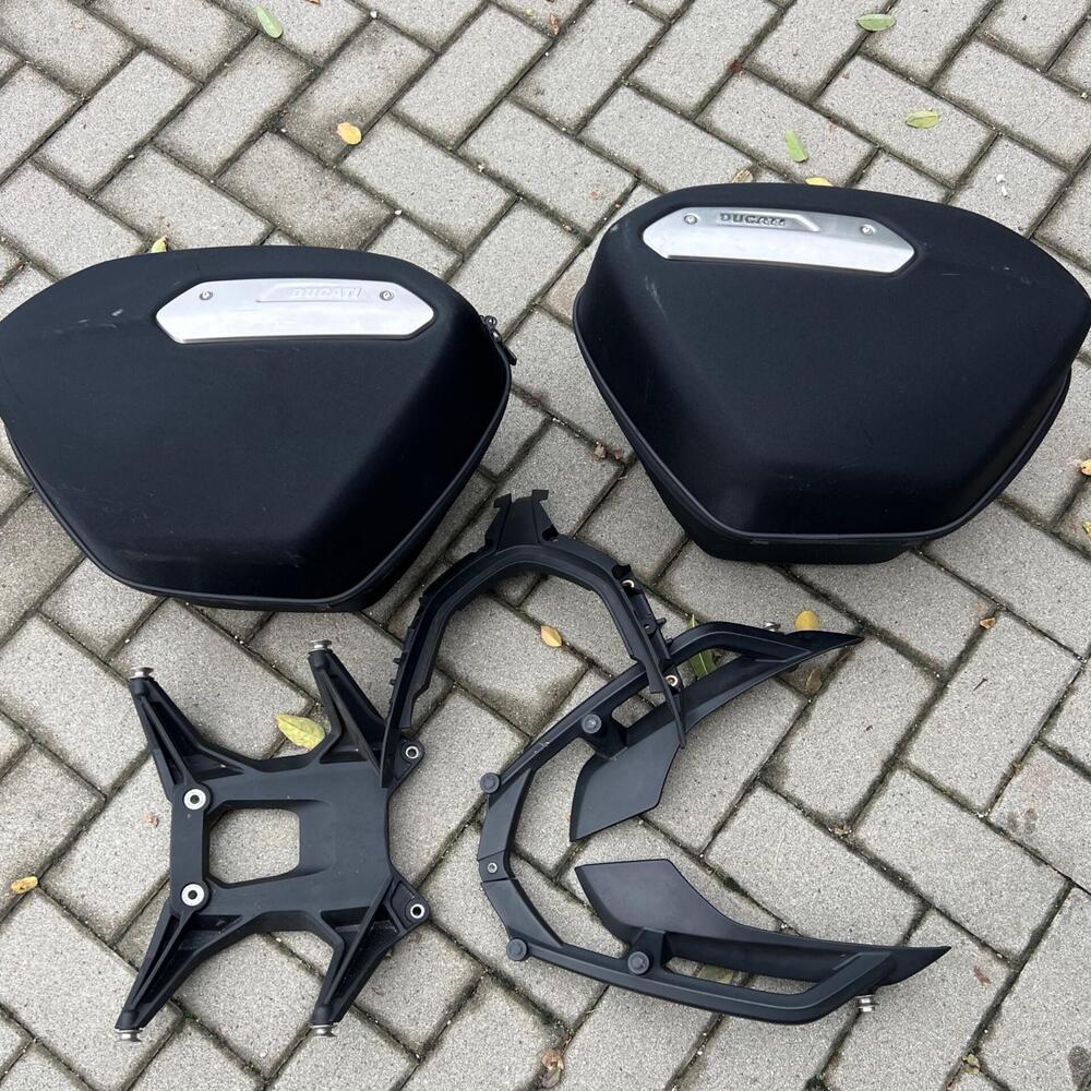 Ducati Hypermotard 821 (2013 - 15) (15)