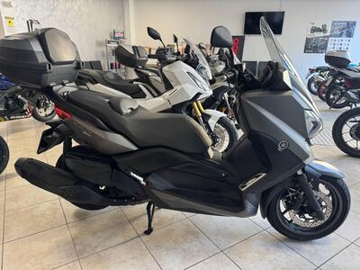 Yamaha X-Max 400 Momodesign ABS (2014 - 16) usata