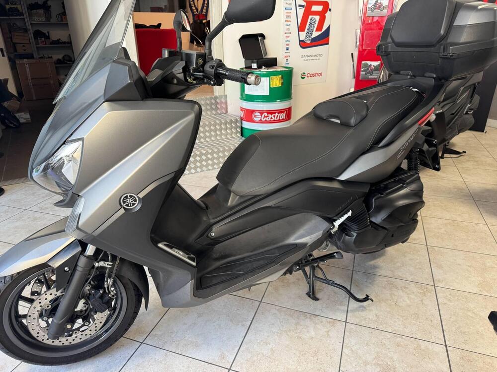 Yamaha X-Max 400 Momodesign ABS (2014 - 16) (2)
