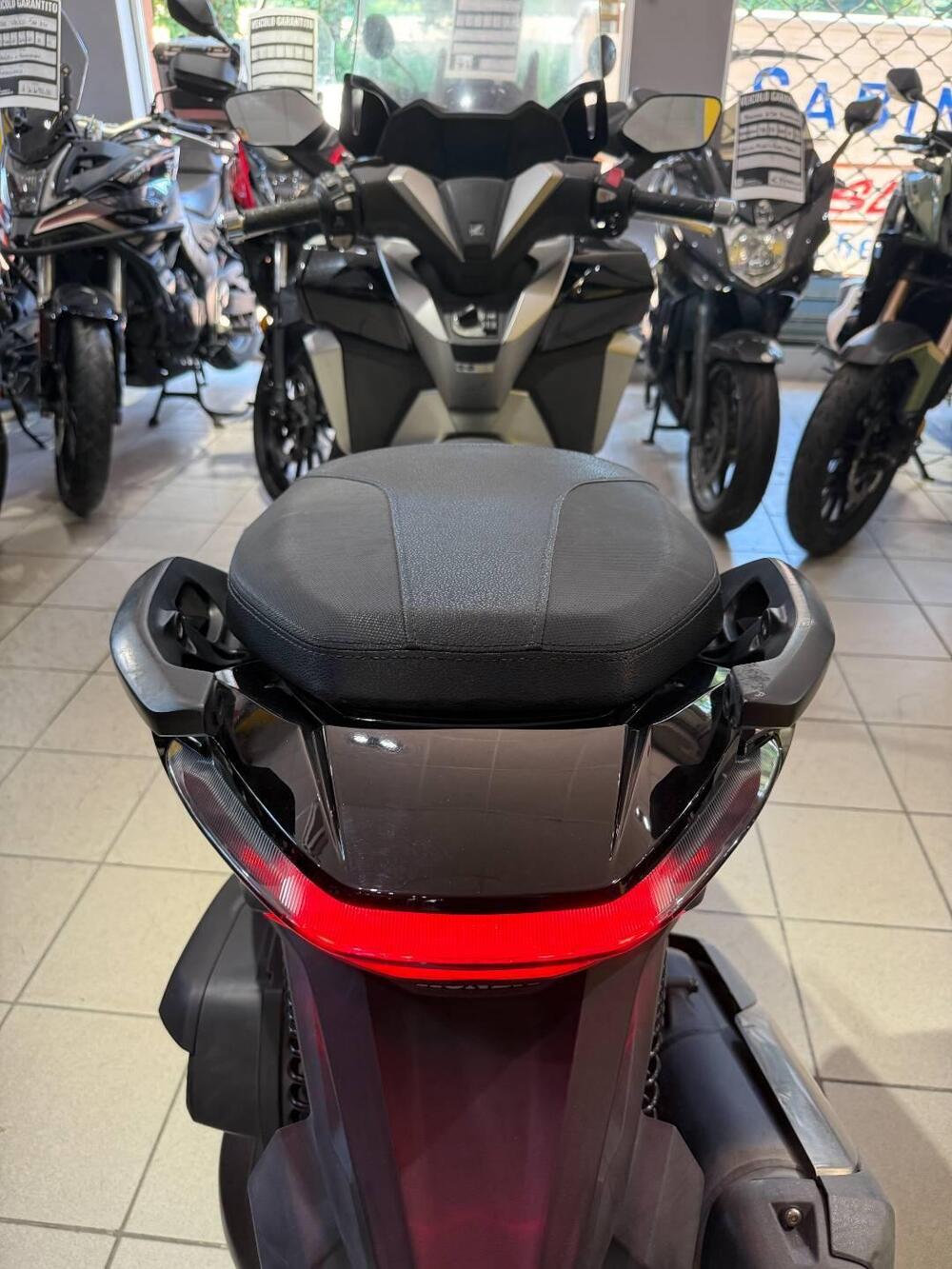 Honda Forza 300 (2019 - 20) (4)