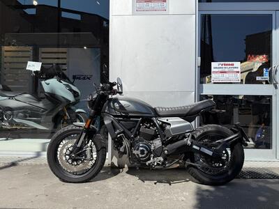 Ducati Scrambler 800 Night Shift (2021 - 22) usata