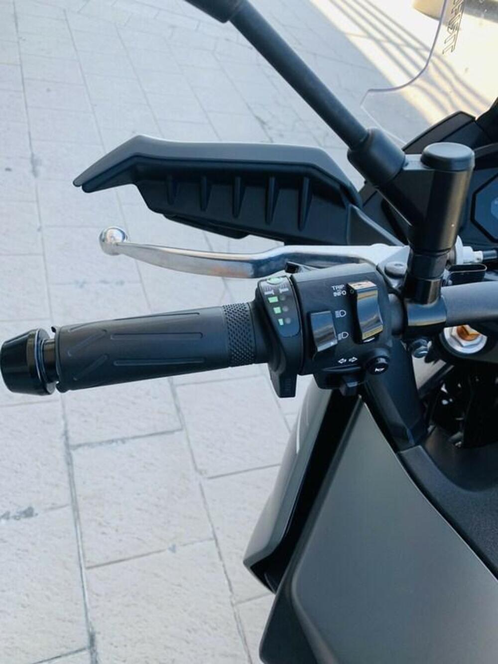 Yamaha Tracer 7 (2021 - 24) (10)