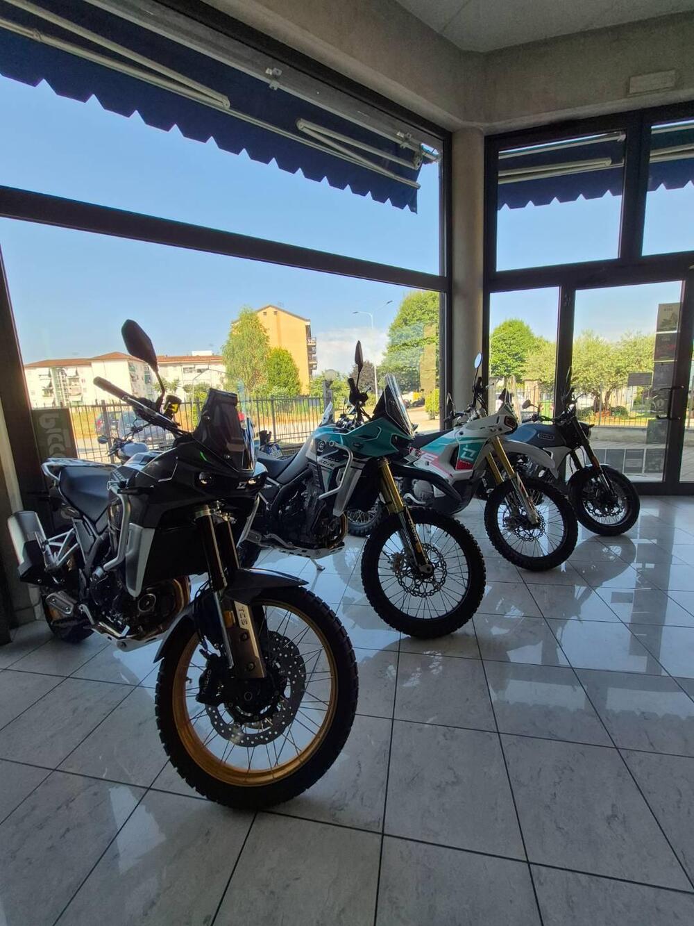 Kove 800 Rally (2025) (8)