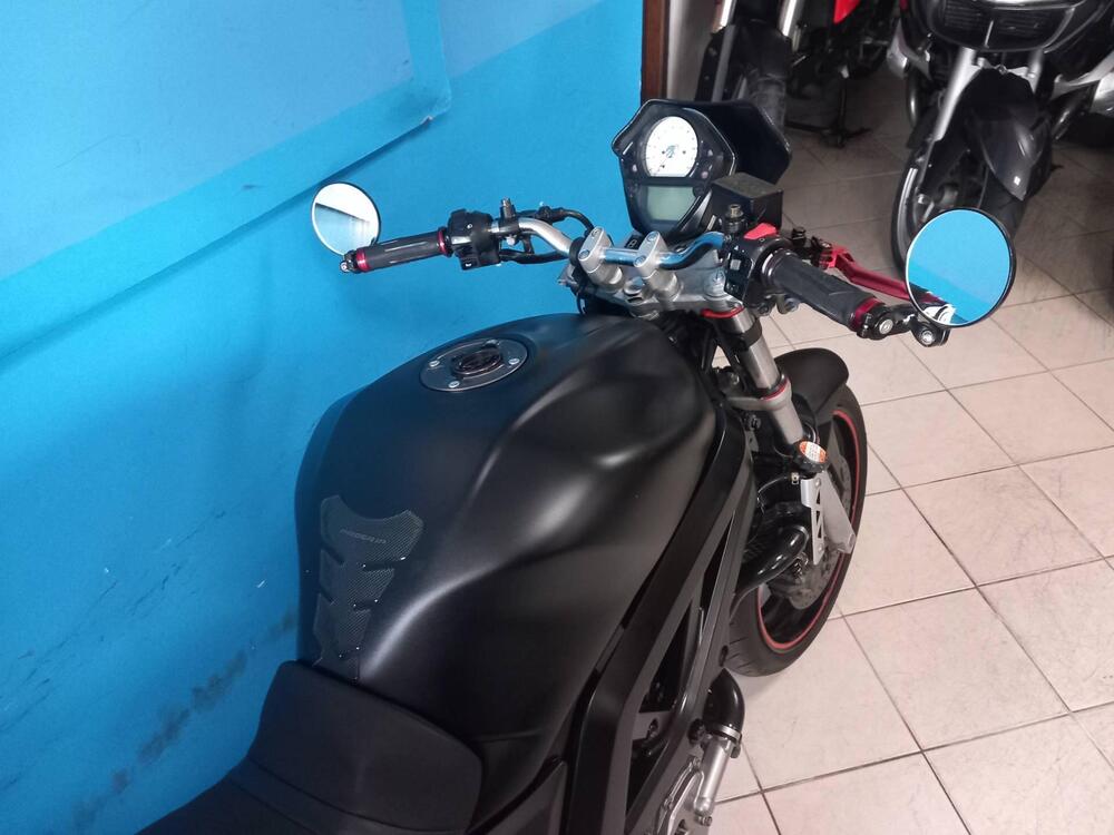 Suzuki SV 650 (2006 - 11) (16)