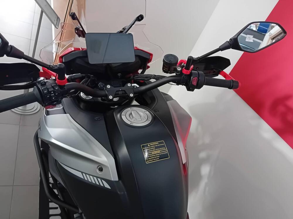 QJ Motor SRT 900 SX (2025 - 26) (7)