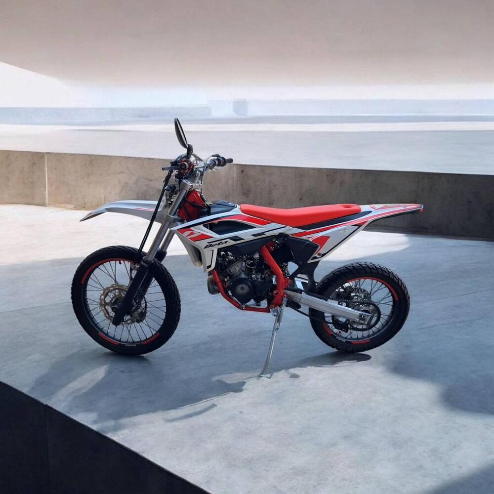 Betamotor RR 50 Enduro Sport (2021 - 25) (2)
