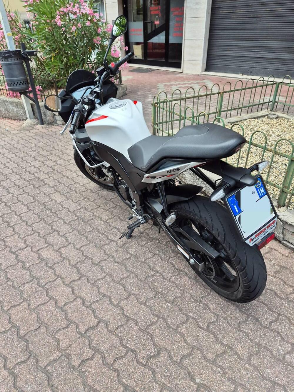 Aprilia Tuono 125 (2021 - 24) (4)