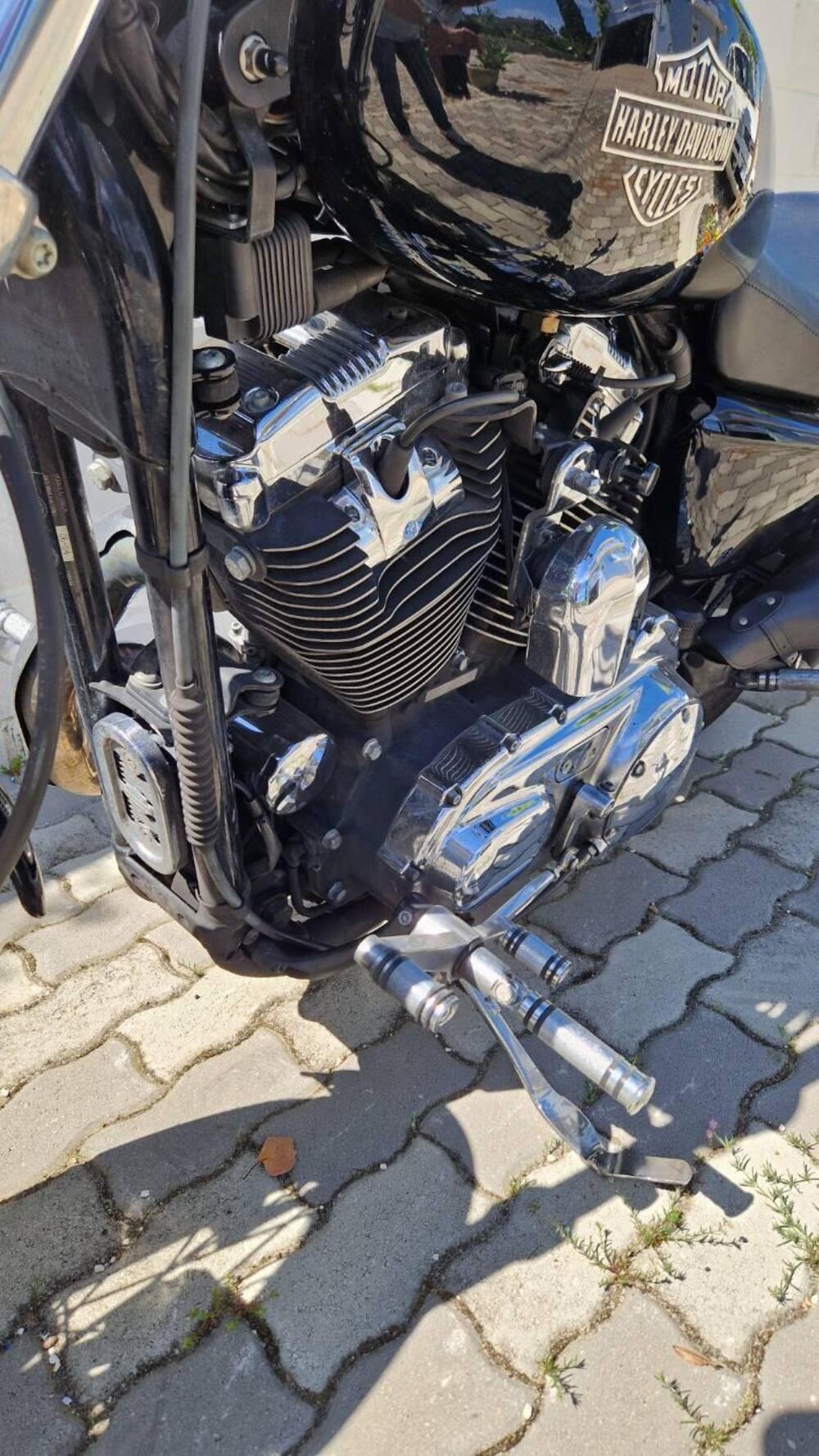 Harley-Davidson 1200 Custom (2004 - 06) - XL 1200C (5)