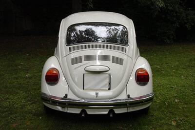 Volkswagen Maggiolone modello 13 AB1 d&#039;epoca del 1973 a Casorate Primo