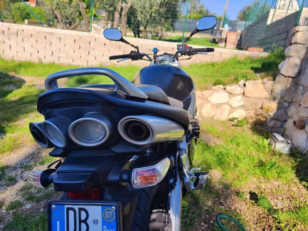 Suzuki GSR 600 (2006 - 11) (7)