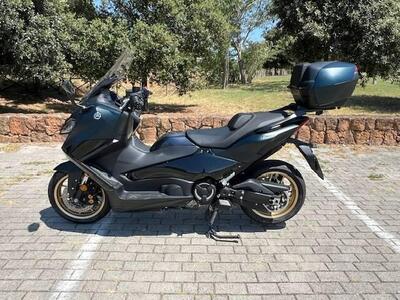 Yamaha T-Max 560 Tech Max (2022 - 24) usata