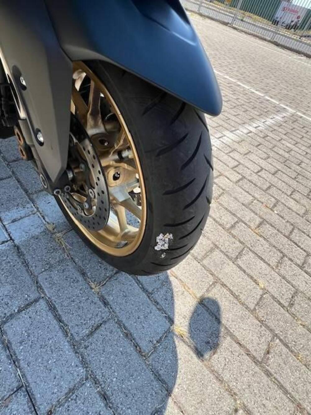 Yamaha T-Max 560 Tech Max (2022 - 24) (7)