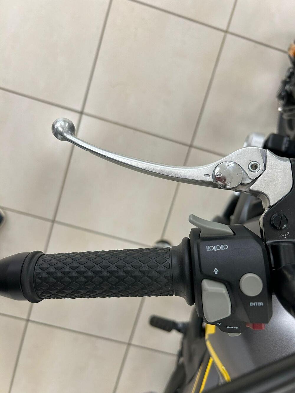 Voge Trofeo 500AC (2022 - 25) (5)