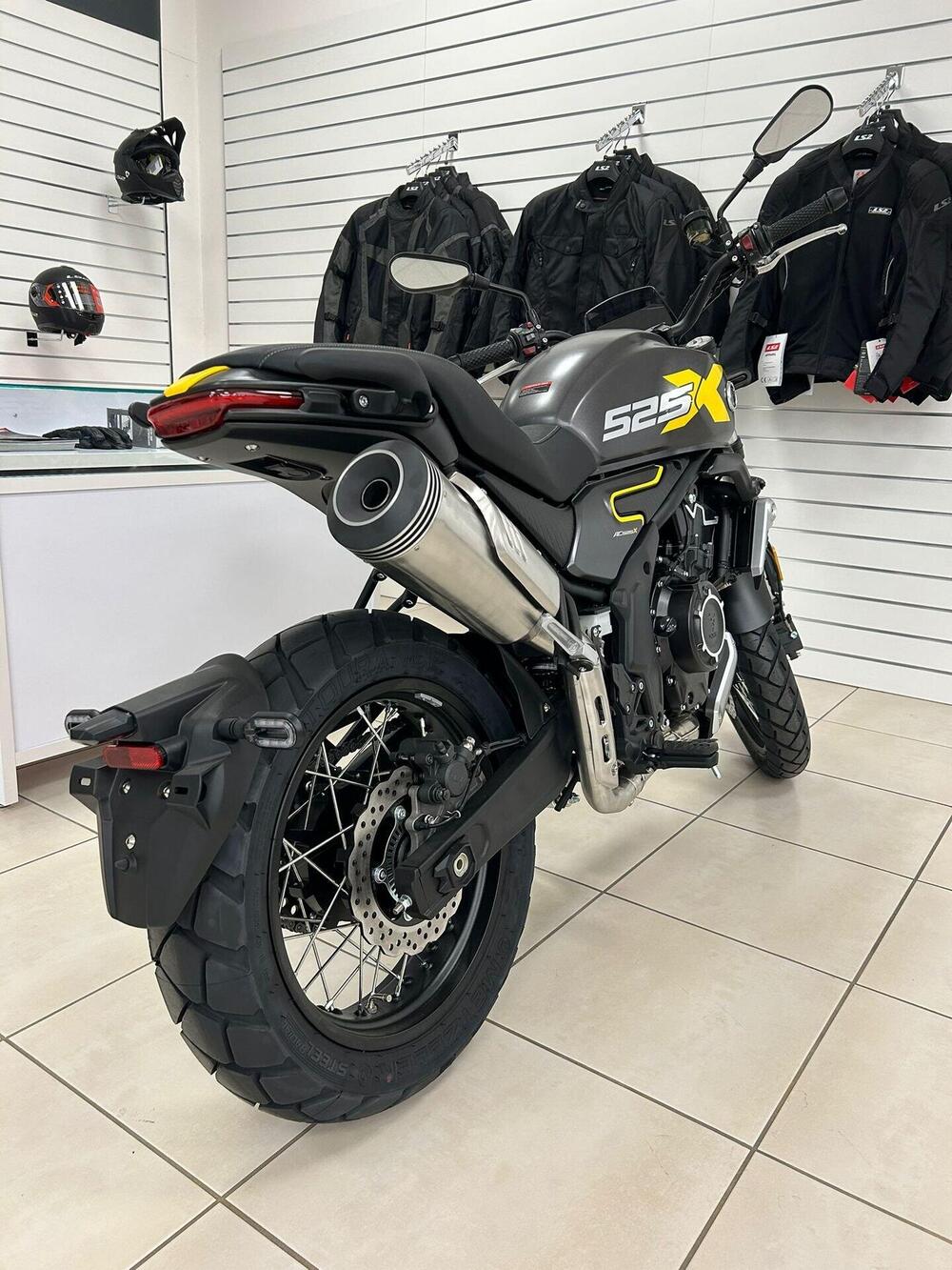 Voge Trofeo 500AC (2022 - 25) (7)