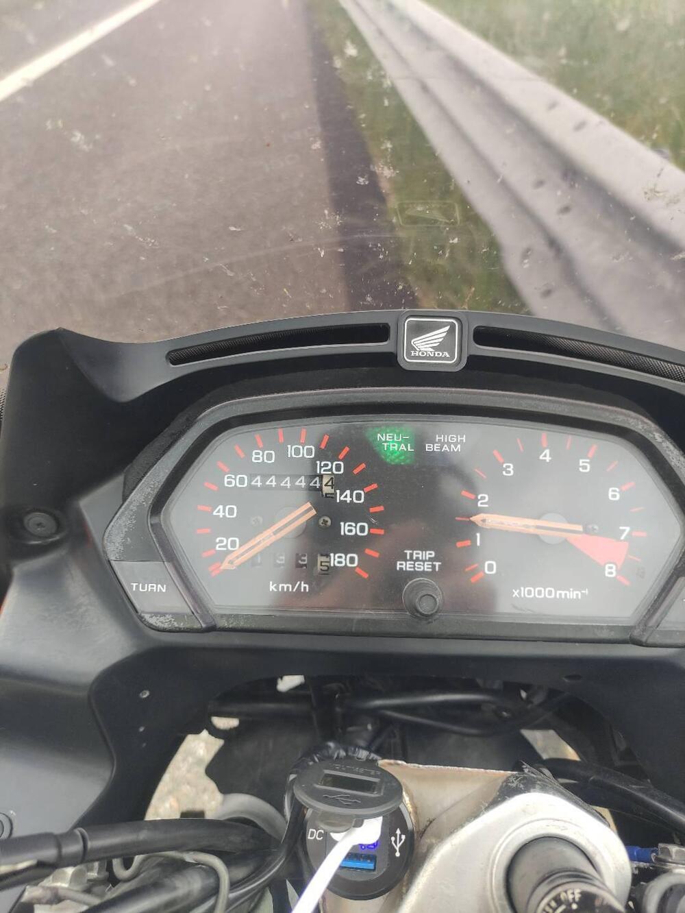 Honda NX 650 Dominator (1988 - 90) (6)