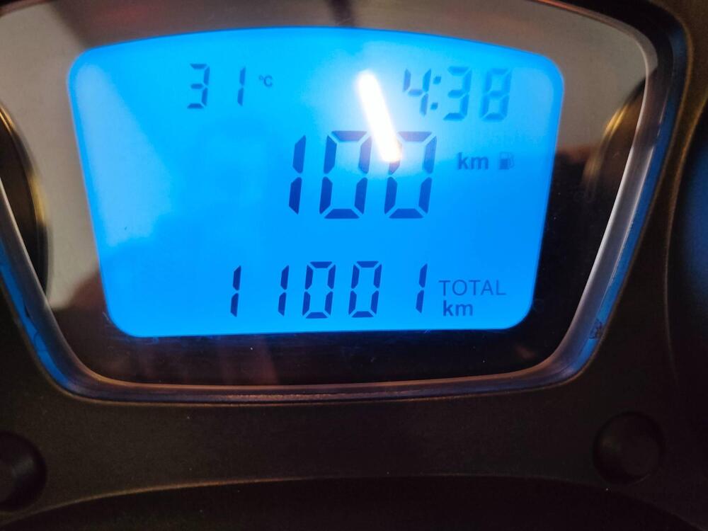 Piaggio MP3 400 ABS Hpe (2021 - 22) (18)