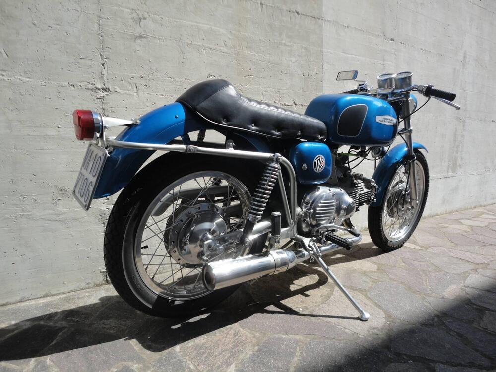 Aermacchi Harley-Davidson 350N (7)