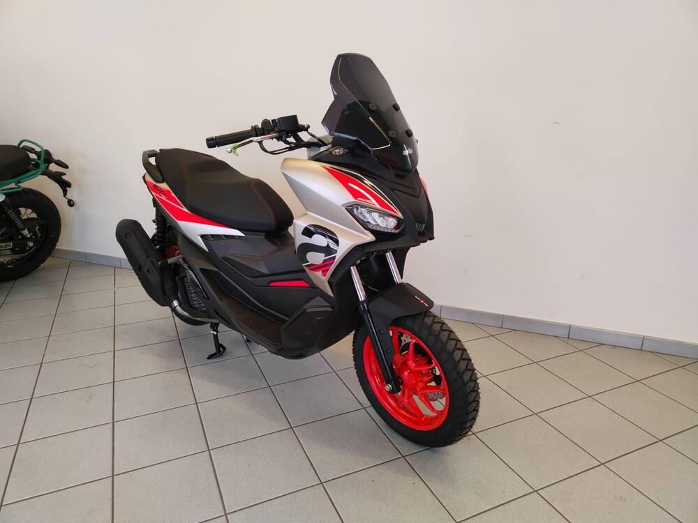 Aprilia SR GT 200 Sport (2025 - 26) (2)
