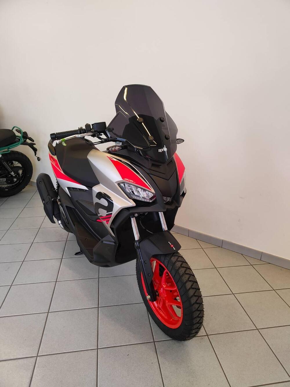 Aprilia SR GT 200 Sport (2025 - 26) (13)