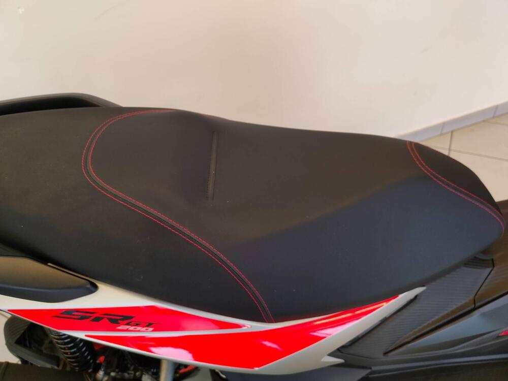 Aprilia SR GT 200 Sport (2025 - 26) (15)