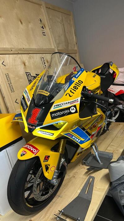 Ducati Panigale V4 Bagnaia 2023 World Champion Replica (2024) usata