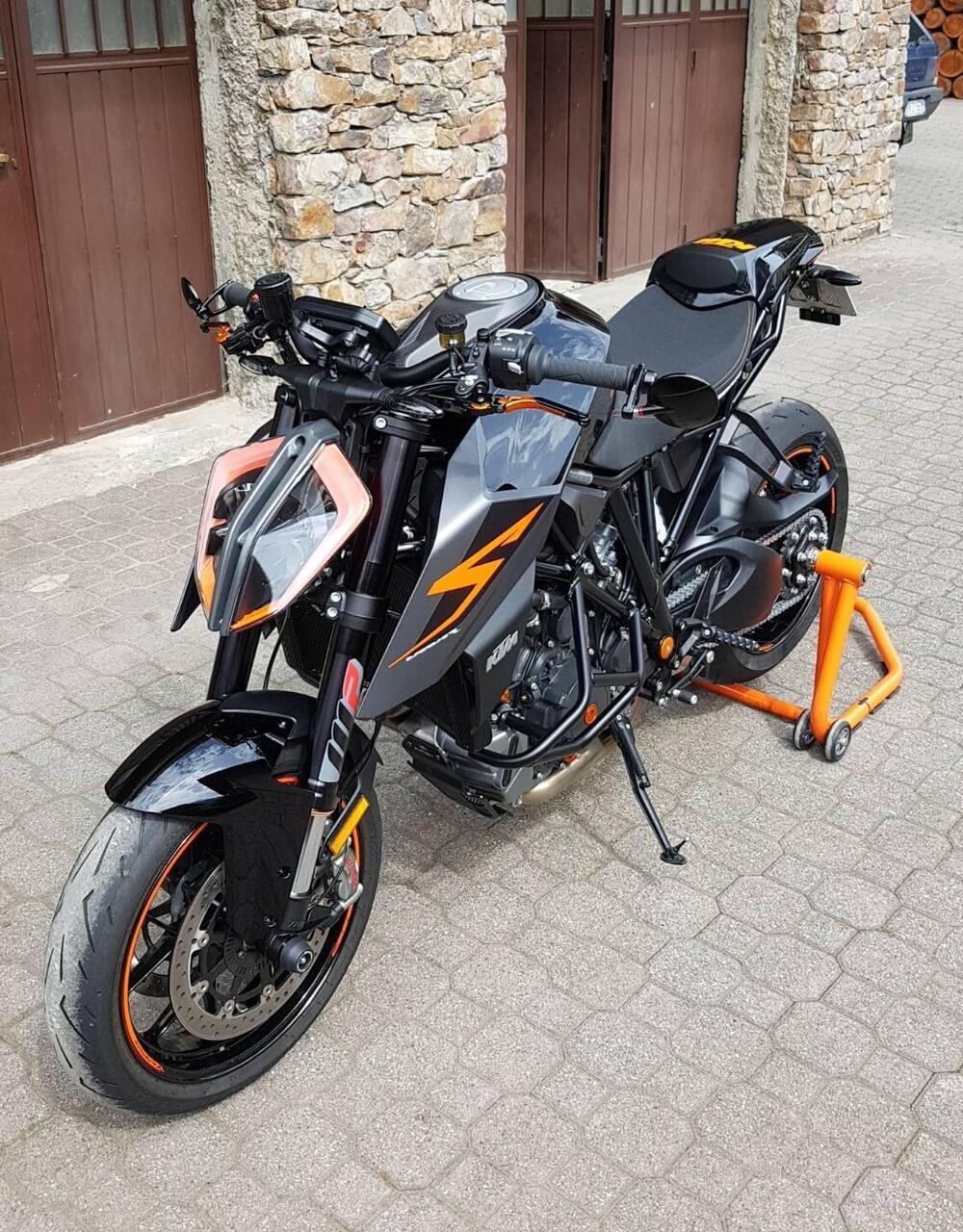 KTM 1290 Super Duke R ABS (2017 - 18) (6)