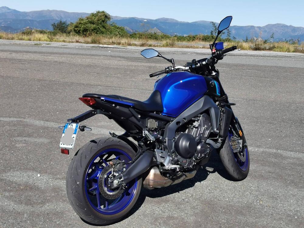 Yamaha MT-09 (2021 - 23) (2)