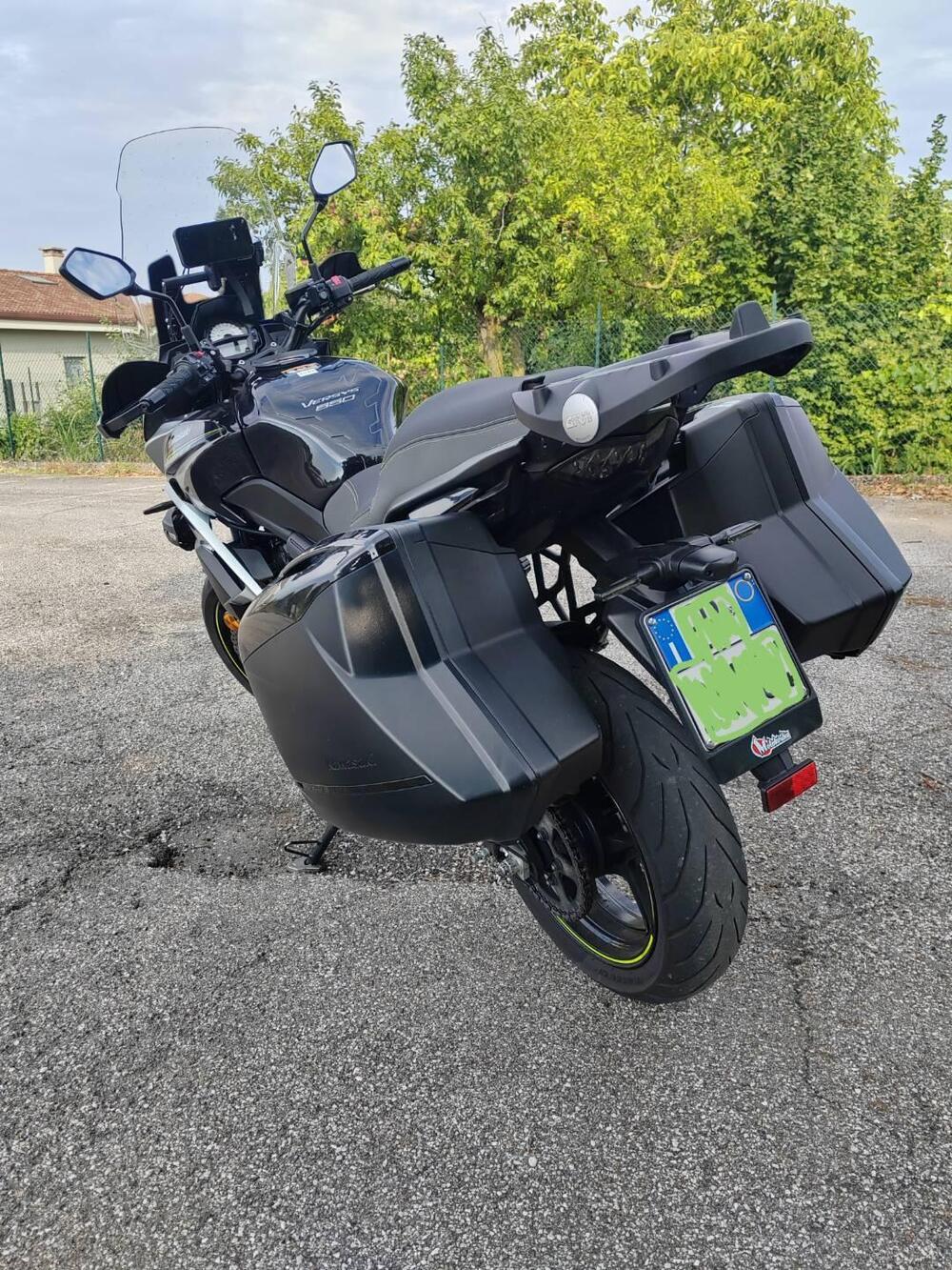 Kawasaki Versys 650 Grand Tourer (2017 - 20) (2)
