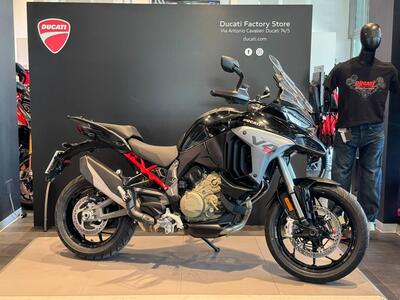 Ducati Multistrada V4 S (2025) usata