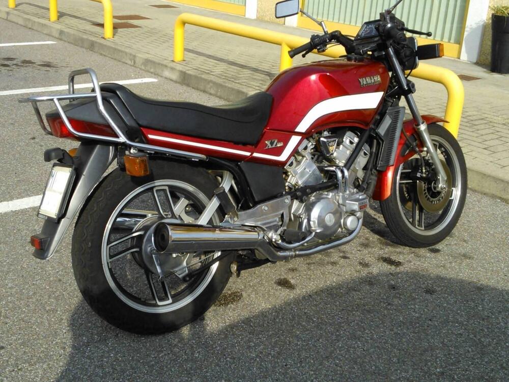 Yamaha XZ550